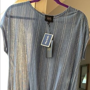 Blue tee shirt with rime-stones on it